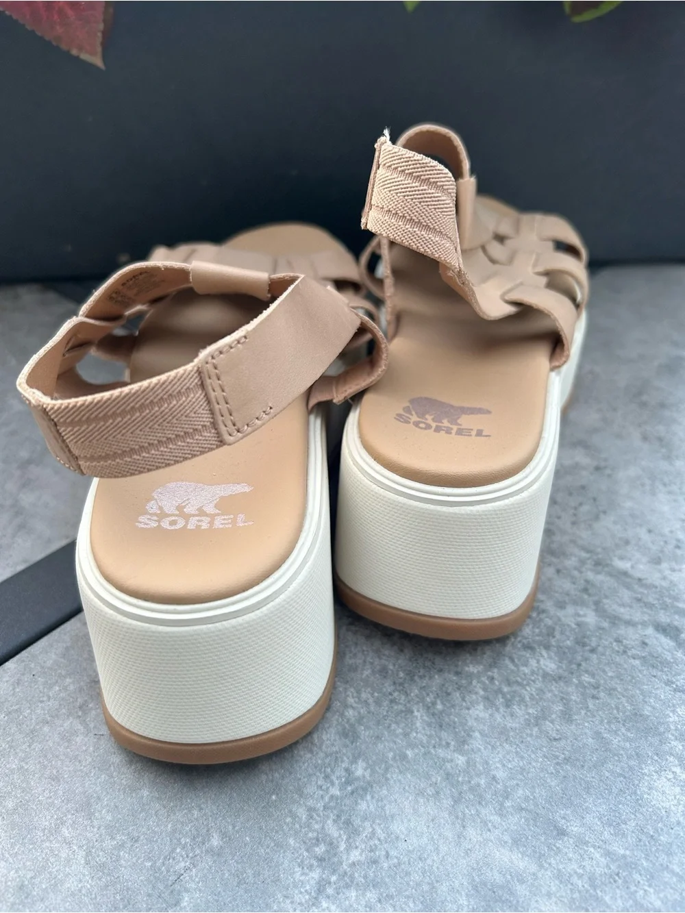 SOREL ONA Streetworks Go-To Beige Leather Platform Sandals Size 8.5